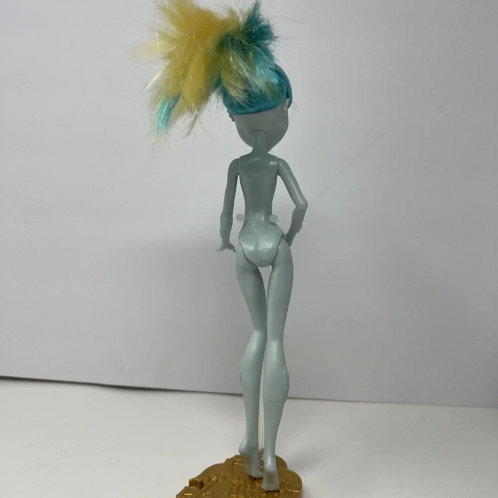 monster high item as